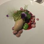 レフェルヴェソンス - 緑の山〜 空豆のクレームと桑の実のコンフィチュール、トンカ豆のアイスクリーム