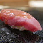 日本橋蛎殻町 すぎた - マグロの背トロ