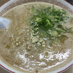 ラーメン (700円) 替玉は100円