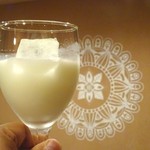 Kalpasi - 超濃厚ヨーグルト酒
      