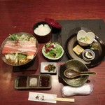 h shabushabuyakinikusemmontentakeya - ミニ会席。1,380円(税込)。最初に運ばれたお料理たち。