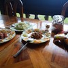 Hidden Coral Divers Club and Resort - 料理写真:フィリピンスタイルの昼食らしい。船上でも同じ物だった。