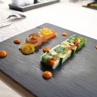 ヒカリヤ ニシ - 信州サーモン　地野菜