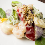 エビのマヨネーズ〈コアントロー風味〉～生汁蝦仁～