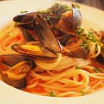 トラットリア ルルコ - ムール貝のトマトパスタ