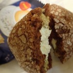 亀屋万年堂 - 期間限定ナボナ『MILK TEA:チョコレート生地のミルクティークリーム』