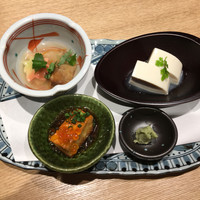 くずし割烹 天ぷら竹の庵 東銀座店 - 岩手濃厚豆乳の手作りよせ豆富・旬の先付2点