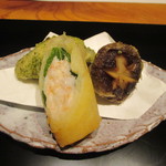 かま田 - ⑧牡蠣磯部揚げ、海老と大葉の奉書揚げ、椎茸里芋射込み揚げ