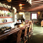 レストラン クララ - バーと奥にラウンジ(ホテルハイジ内)(2016.10月)