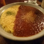 ジャズスポット 穆然 - キーマカレー  ターメリックライス  900円