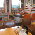 デカフェ - 店内