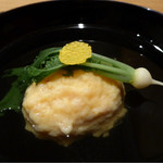 まき村 - 車海老の椀、鶯菜、(吸い口)黄柚子