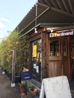 Ferdinand - 入り口