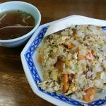 かつみ食堂 - 焼きめし５００円(スープ付き)+大盛り１００円　計６００円