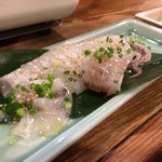 お通しはイカ