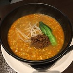 舞鶴麺飯店 - 担々麺