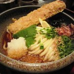 こと平 - ちくわ玉子天ぶっかけうどん　930円