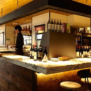 ル バー ラヴァン サンカンドゥ アザブ トウキョウ_1