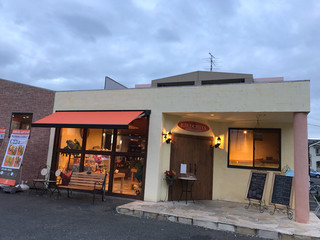 BAKERY & CAFE KIKUCHIYA - 