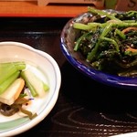 大友家 - そろえ菜の胡麻和え。