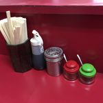 ラーメン二郎 - 薬味は有るも不要なスープ