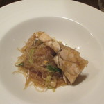 東京チャイニーズ 一凛 - 渡り蟹と春雨の土鍋煮込み