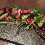 東京チャイニーズ 一凛 - ラムロースの唐辛子炒め