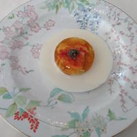 ミクニナゴヤ - タラバ蟹とグレープフルーツのゼリー寄せ　胡瓜とセロリのブリュノワーズ　カリフラワーのヴルーテ　キャビアを添えて