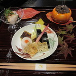 祇園 いわさ起 - こんな感じでいただきました。左上はボラの白子。