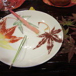 祇園 いわさ起 - 季節感のあるお皿です。