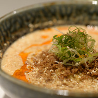 CINA New Modern Chinese - 胡麻香る担々麺