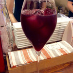 イタリアンバール ミーオ - 「自家製サングリア」(480円)。