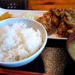Raisu Tei - 唐揚げ定食500円