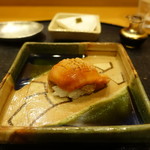 旬席 鈴江 - 赤貝の寿司