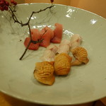 旬席 鈴江 - 赤貝、のどぐろ、まぐろの寿司