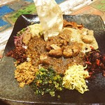 Kalpasi - 最強のインド亜大陸食堂酒場 Kalpasi さんが、経堂で再開しました〜最強最高のスリランカプレート大満足の一夜ですね〜