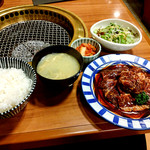 焼肉居酒屋 とんとん - ビック牛ハラミ定食