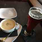 Michael's On the Lake - ChowderとBeer