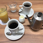 本と出会える珈琲店 BOOK MEETS COFFEE　 - 