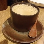 カッチャル バッチャル - ホットチャイ（430円）