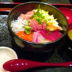 和食屋 - のっけもり海鮮丼