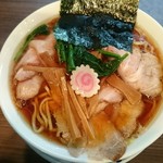 らぁ麺 紫陽花 - 長岡生姜醤油チャーシュー麺、大盛