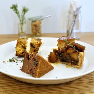 サティトズテーブルワークス_1