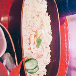 一期 - 蟹の炊き込みご飯。美味い きゅうりのぬか漬けが美味しい。