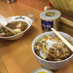 中華そば ひさご - 2016年11月。半ラーメンと半カツ丼セット1100円。