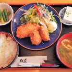 郷土料理 楽味 - グラタンコロッケとカキフライ盛り　780円