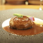 ミクニ - 特選黒毛和牛ハンバーグステーキ、デミグラスソース
      
      2016.11ランチ利用