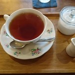 畠瀬本店食品部 - 紅茶：週替わりランチセット（ハヤシオムライス）（ランチパスポートver）