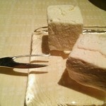 ベージュ アラン・デュカス 東京 - 