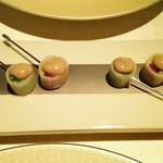 ベージュ アラン・デュカス 東京 - 